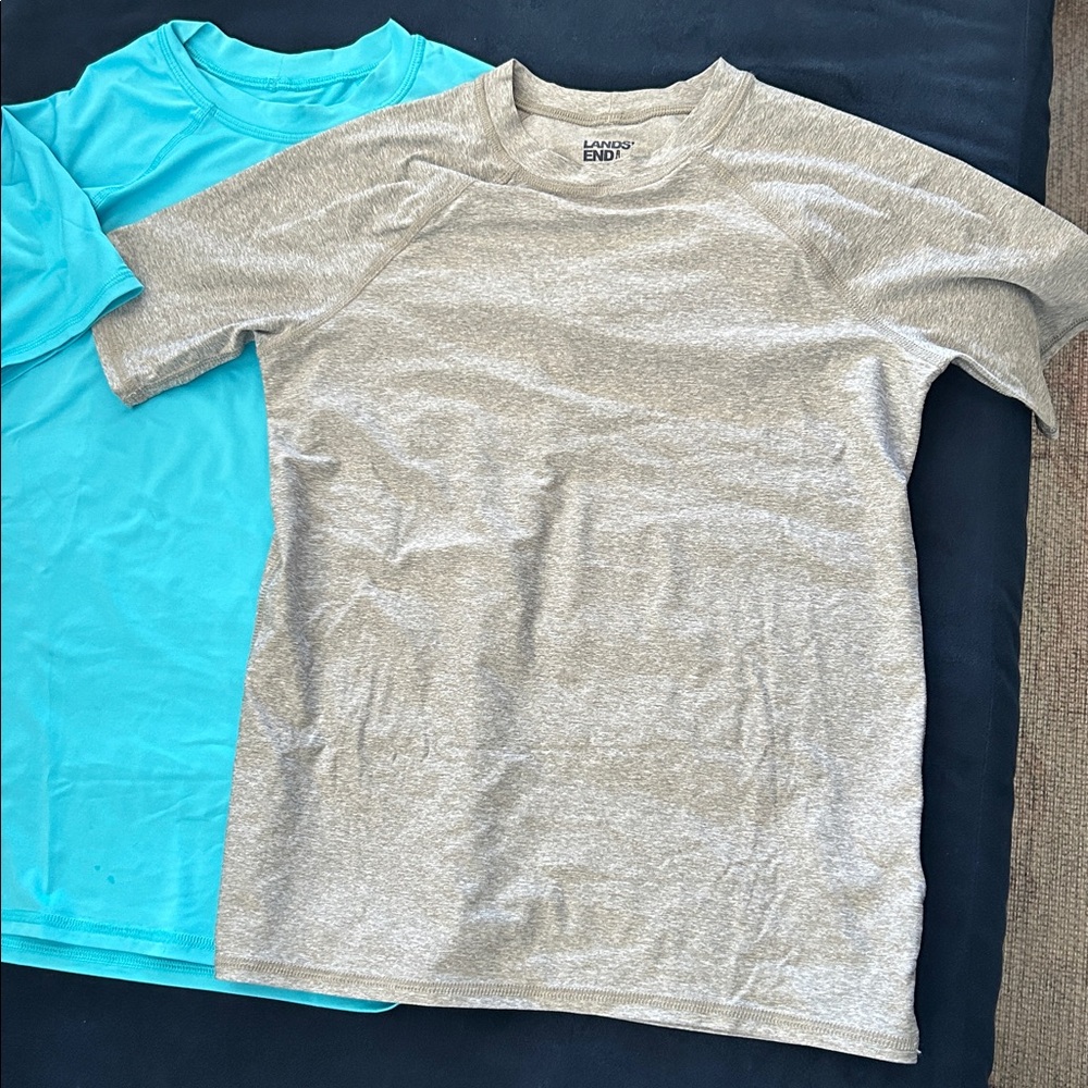 Set 2 SPF Rash Guard Swim tops